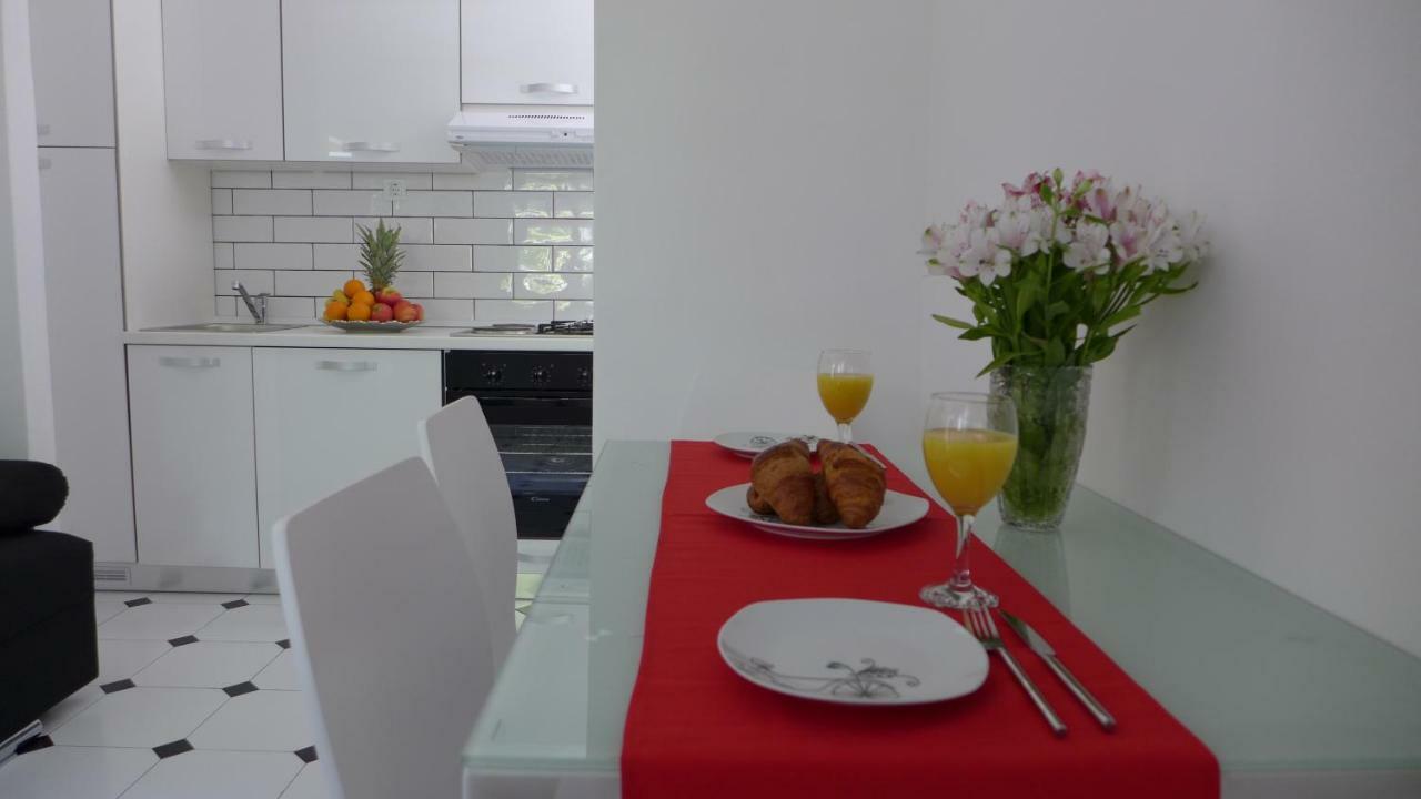 Apartment Epetij Spalato Esterno foto